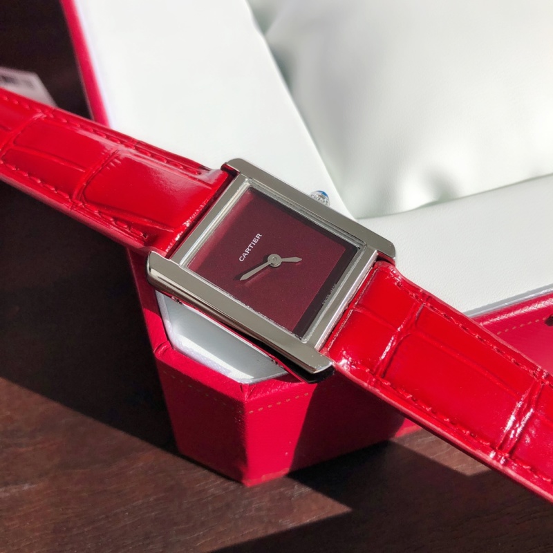 Часы Cartier
