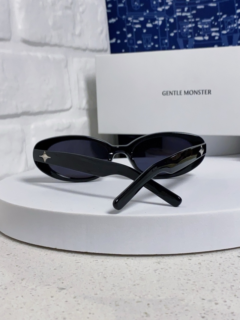 Солнцезащитные очки Gentle Monster