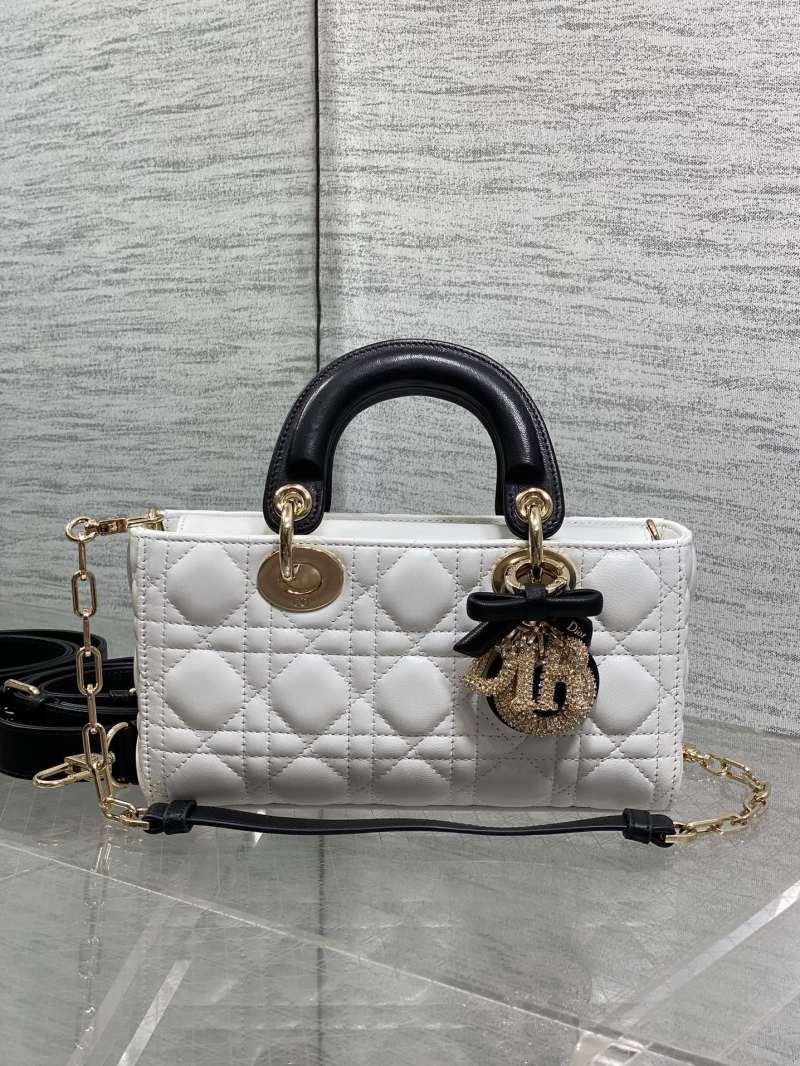 Сумка Dior Lady Dior White