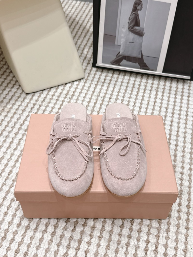 Женские замшевые мюли с декоративными завязками Miu Miu