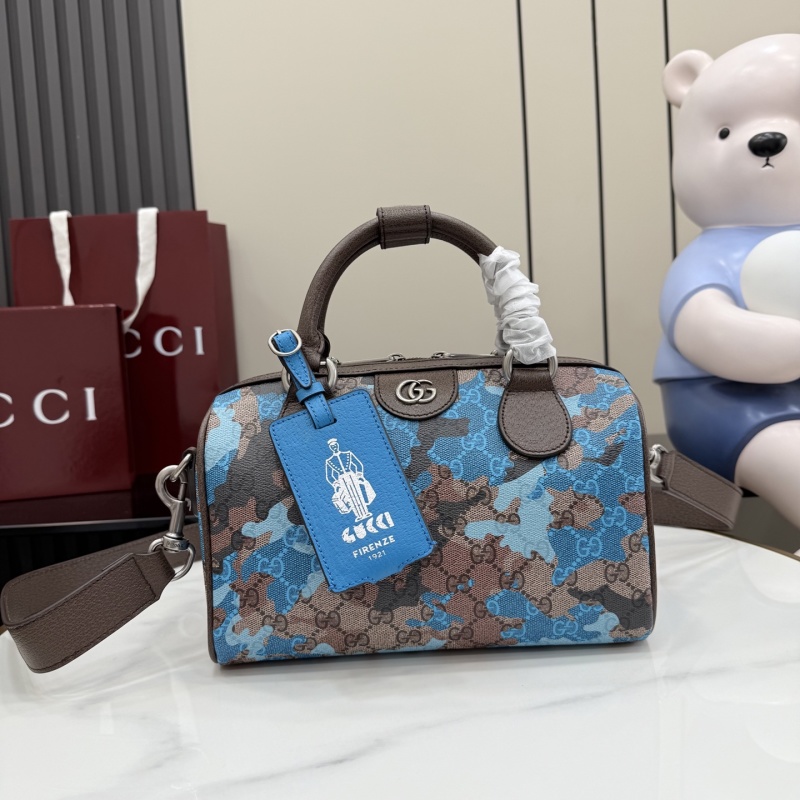 Сумка Gucci с принтом и биркой