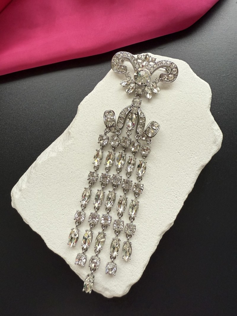 Брошь Schiaparelli