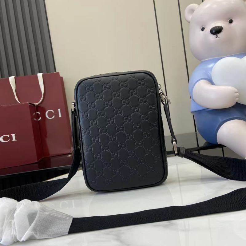 Сумка кросс-боди Gucci с монограммой