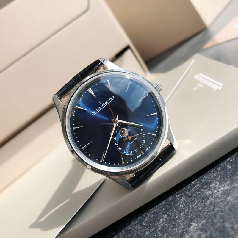 Часы Jaeger-LeCoultre