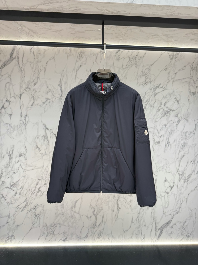 Пуховик Moncler