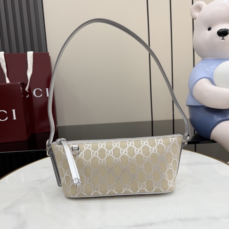 Сумка Gucci с монограммой и ремешком