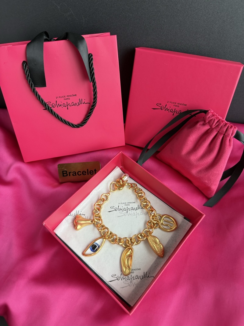 Браслет Schiaparelli с подвесками