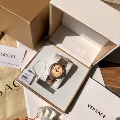 Часы Versace