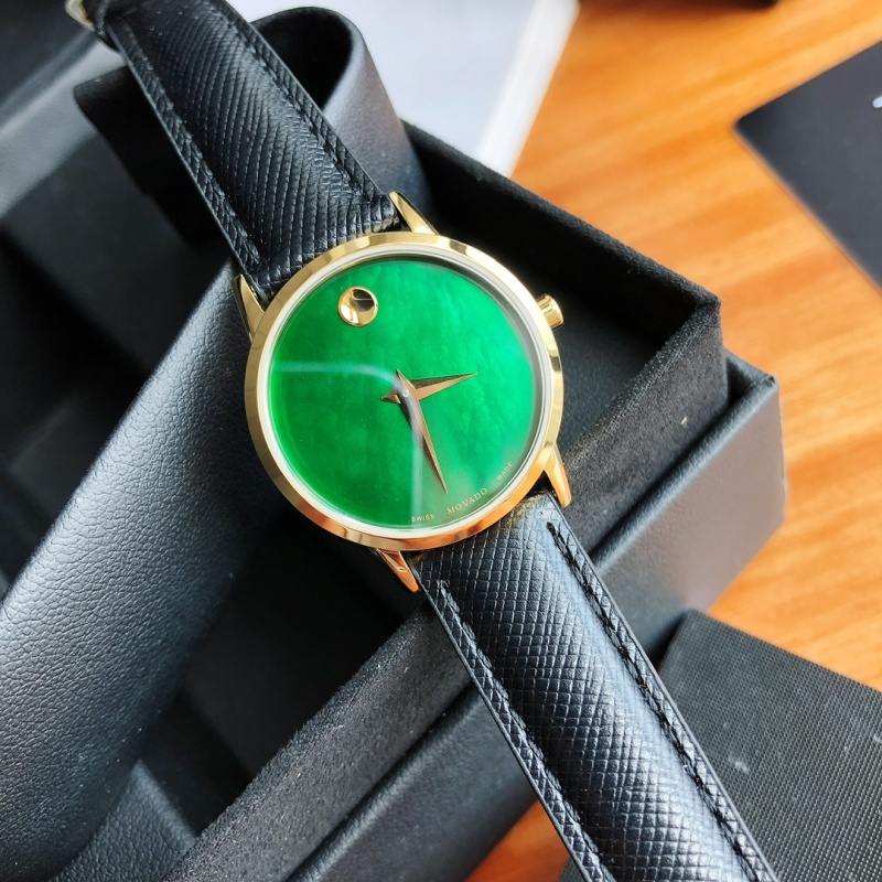 Часы Movado