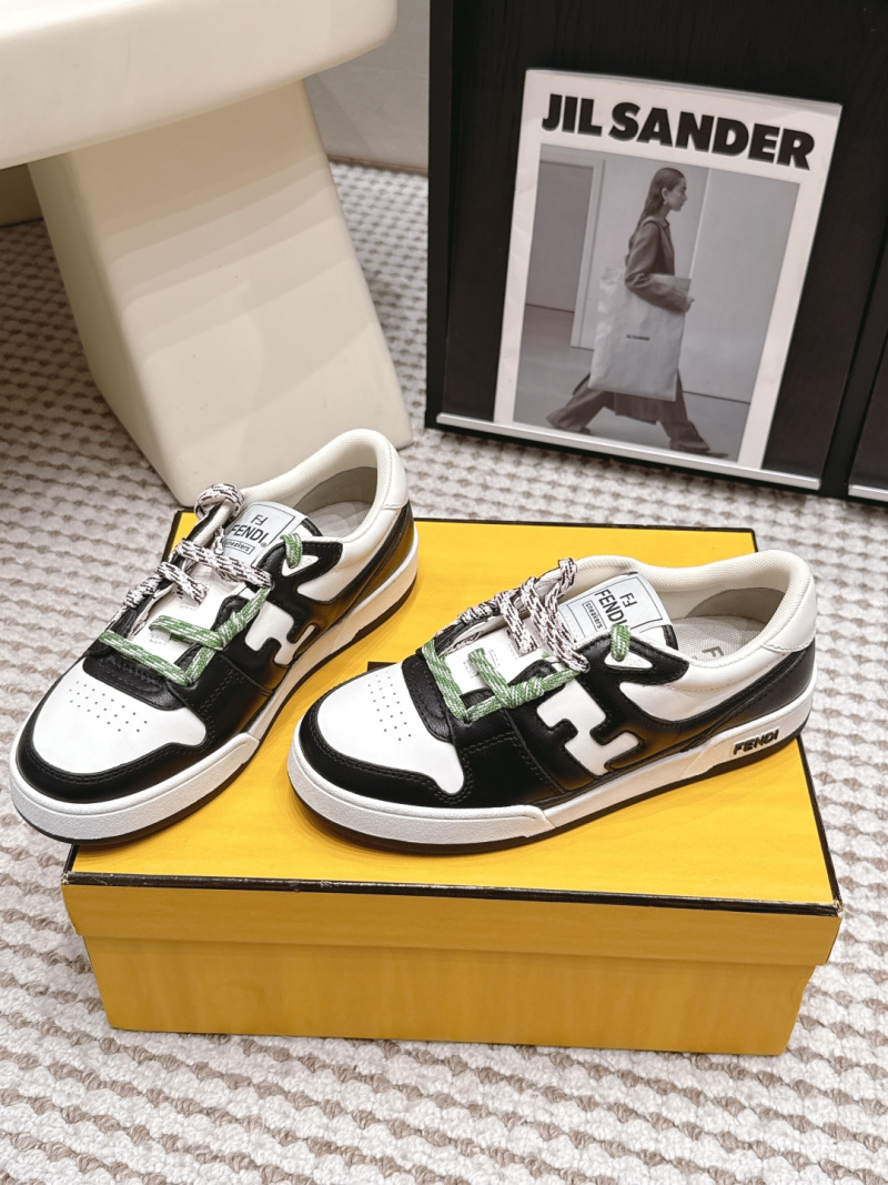 Модные кеды черно-белые с логотипом Fendi