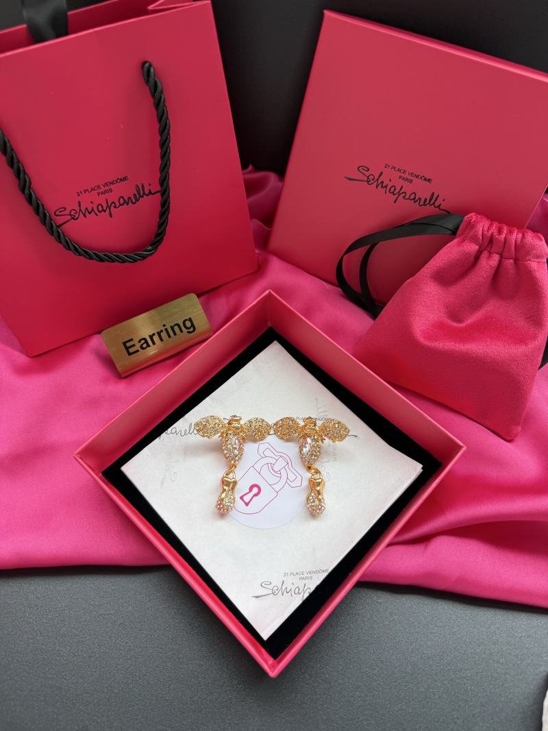 Брошь в виде бабочки с кристаллами Schiaparelli