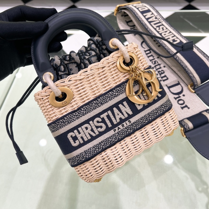 Женская плетеная сумка Christian Dior Lady