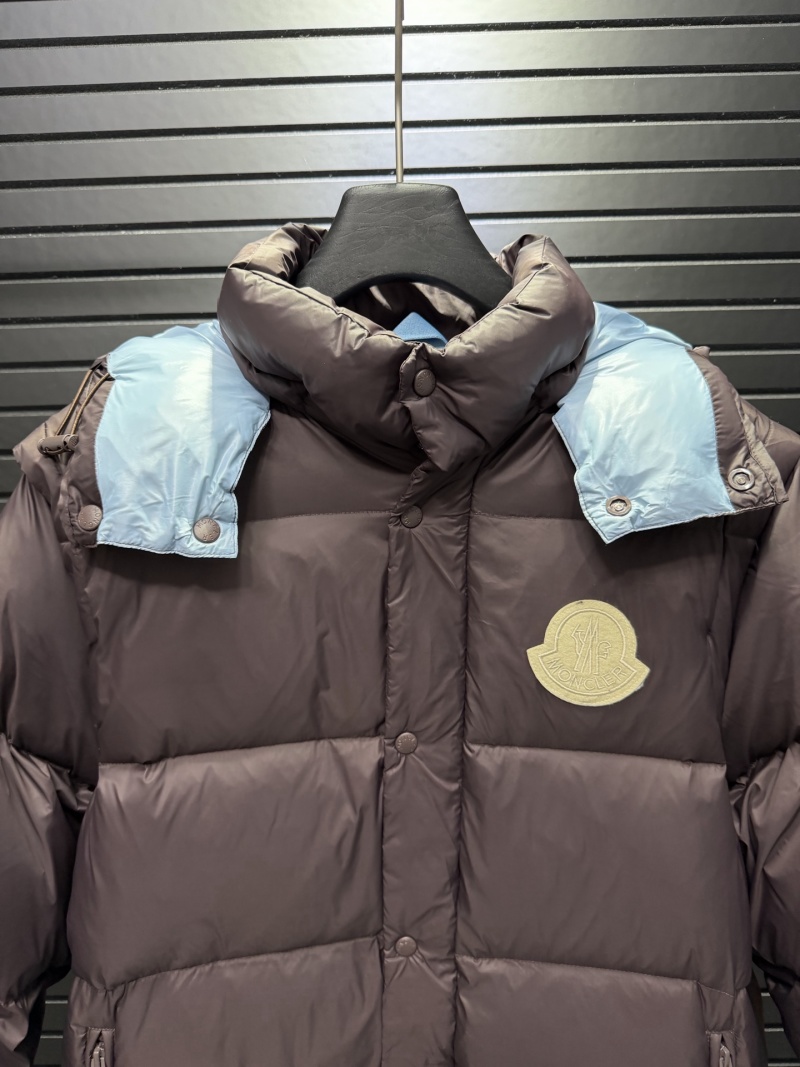 Пуховик Moncler
