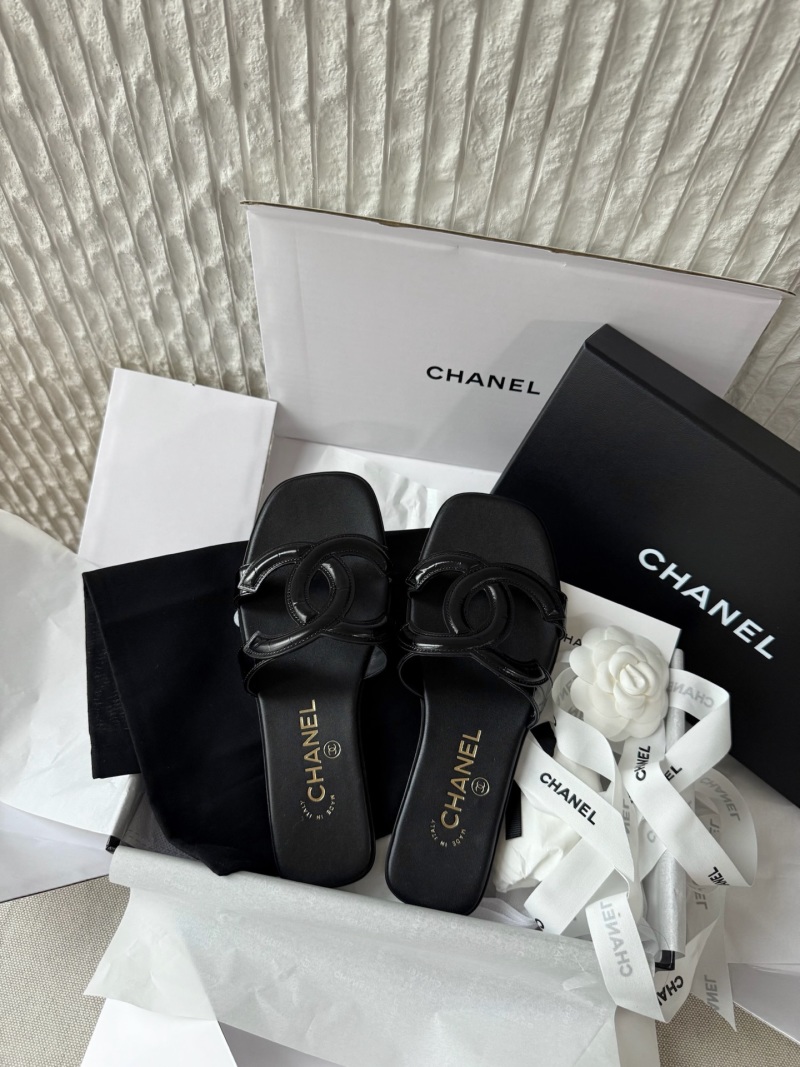 Шлепанцы женские Chanel черные