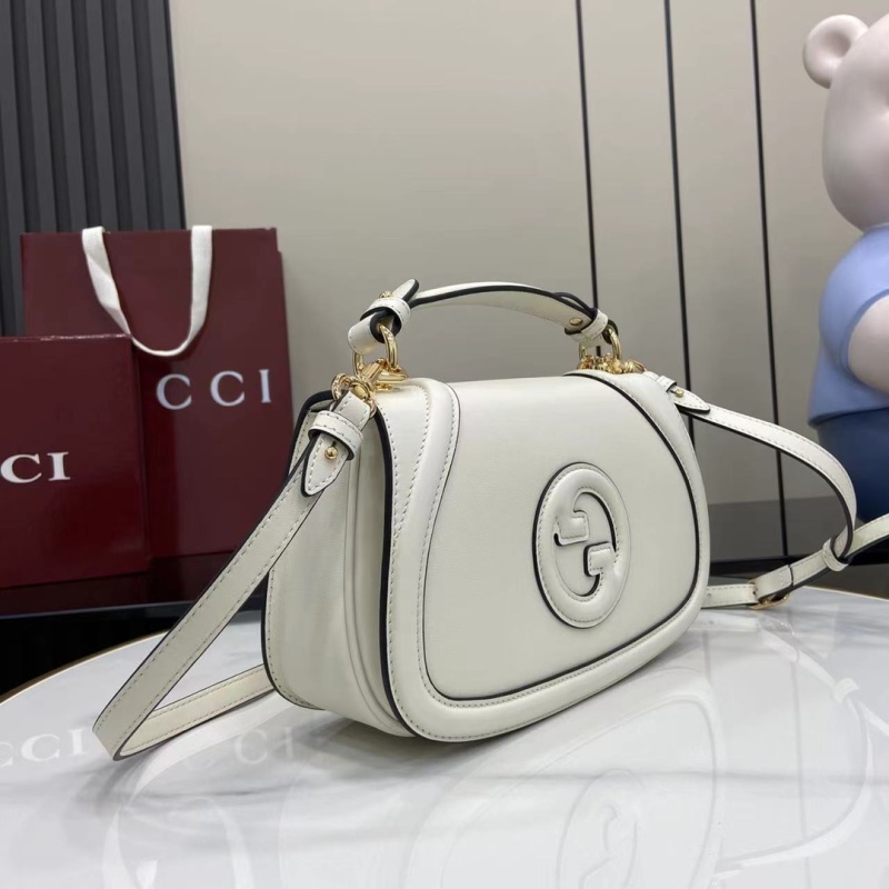 Женская сумка Gucci белого цвета