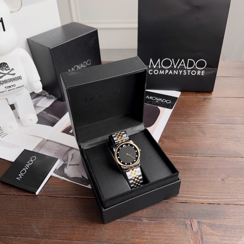Часы Movado