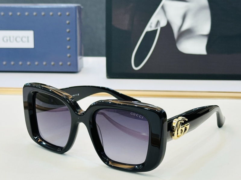 Солнцезащитные очки Gucci GG1975S