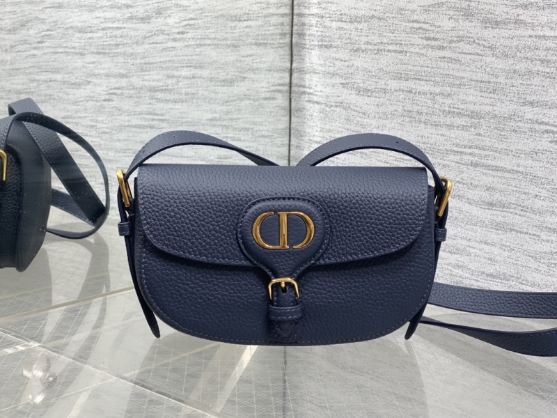 Сумка Dior с ремешком