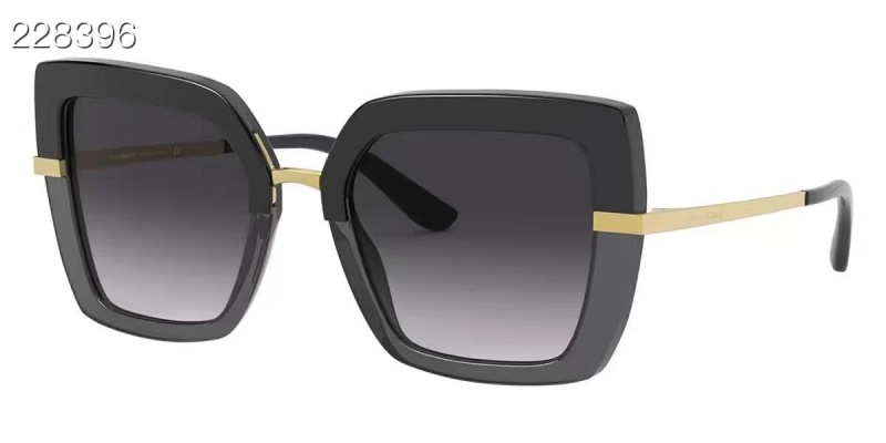 Солнечные очки Dolce & Gabbana DG4373