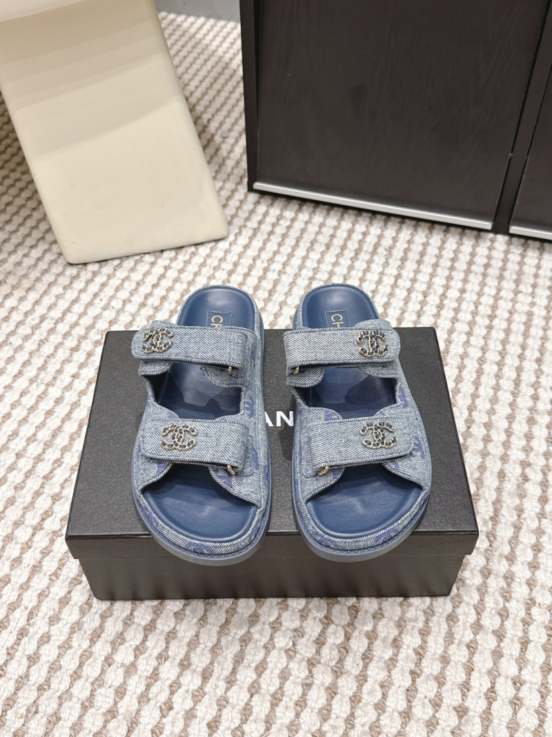 Шлёпанцы Chanel