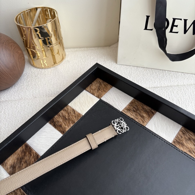 Кожаный ремень с фурнитурой Anagram Loewe