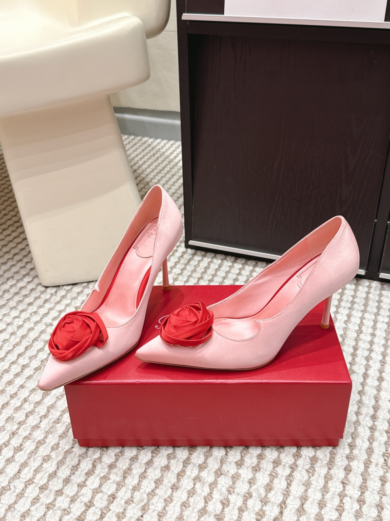 Женские туфли с декоративной розой Roger Vivier