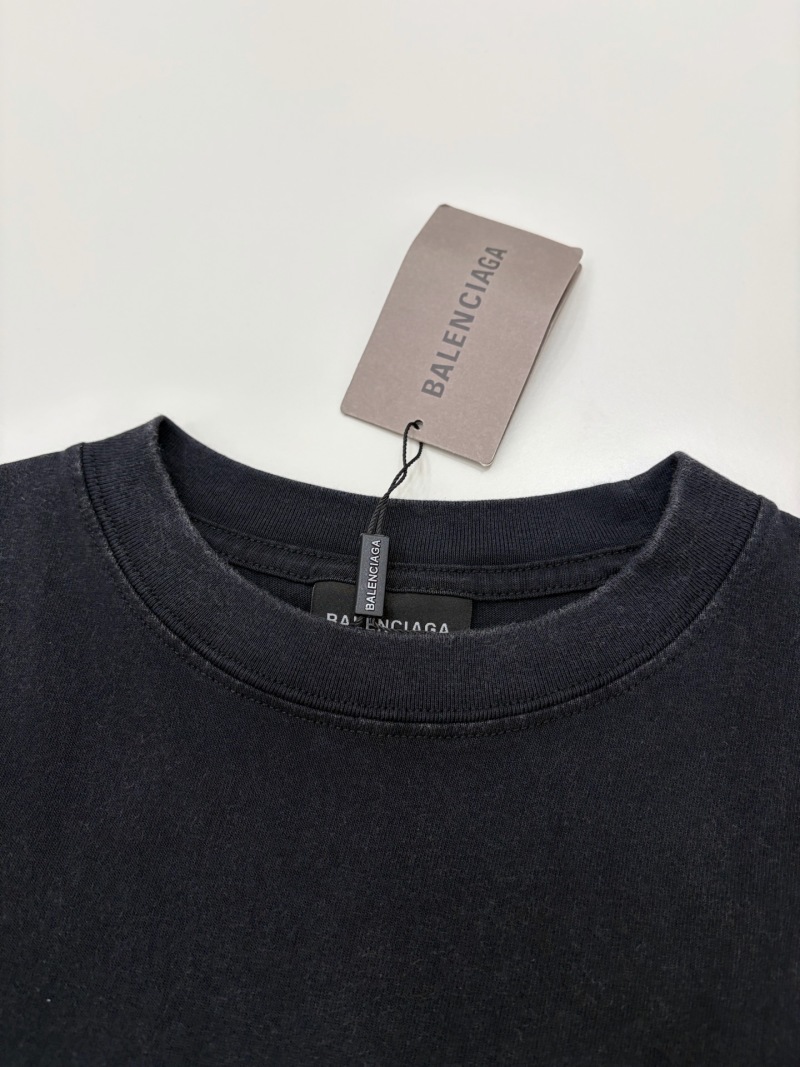 Футболка Balenciaga