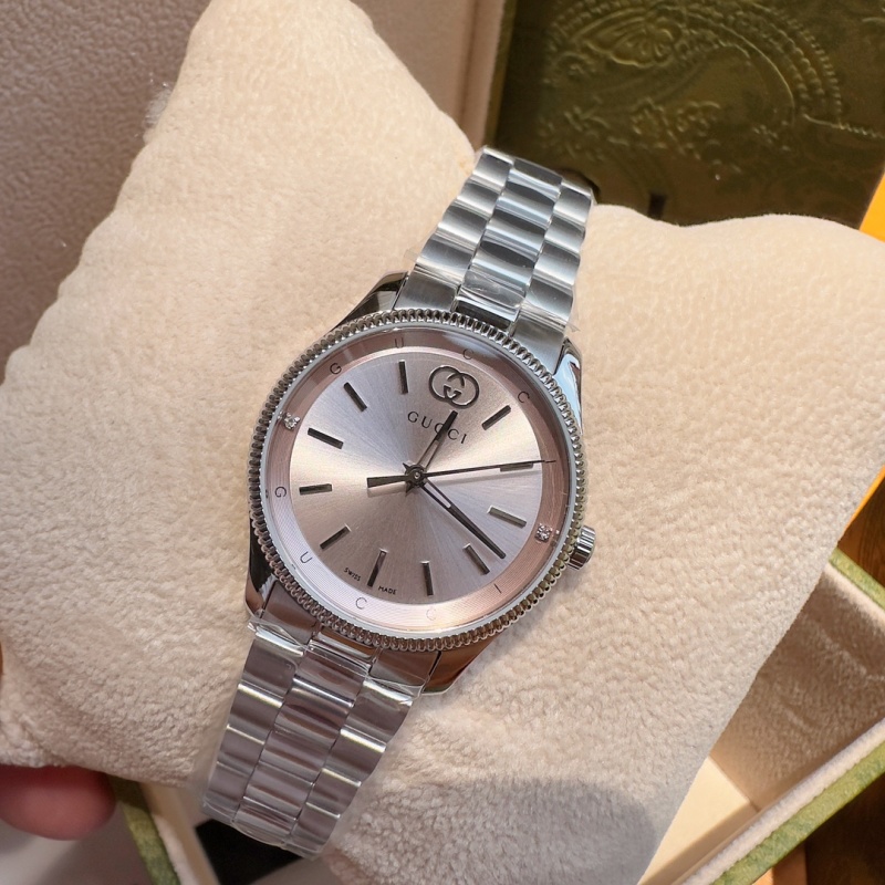 Часы Gucci