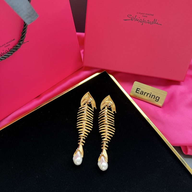 Серьги в виде рыбьего скелета с жемчугом Schiaparelli