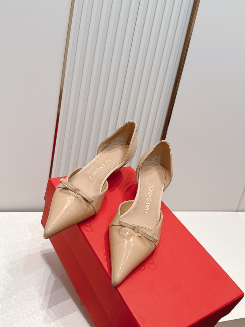 Женские туфли Ferragamo на каблуке, бежевые