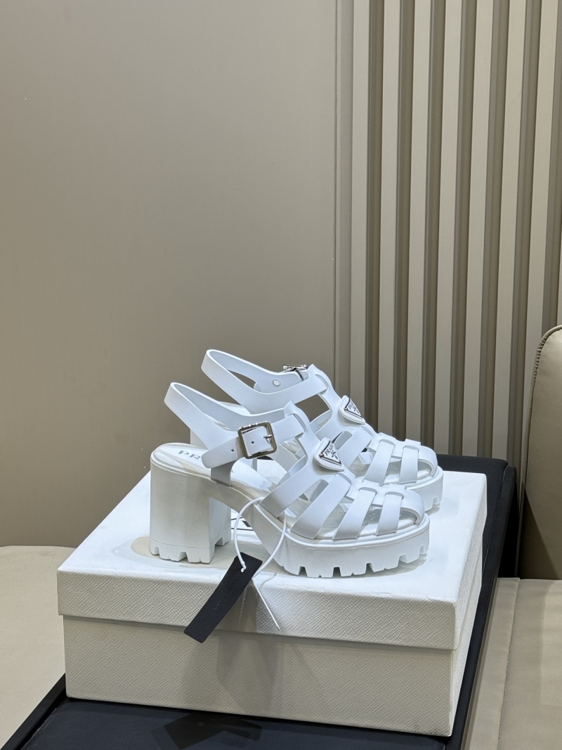 Босоножки Prada