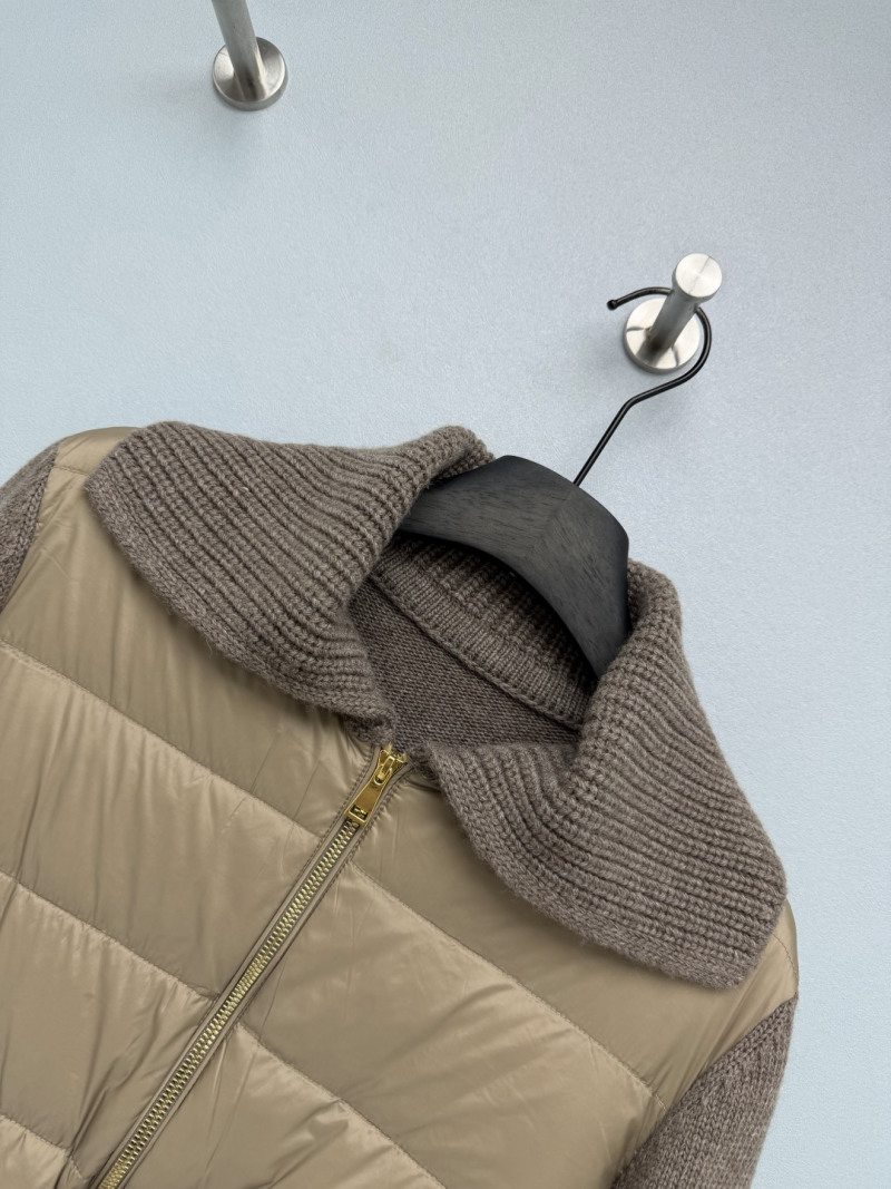 Пуховик Moncler с вязаным воротником и поясом