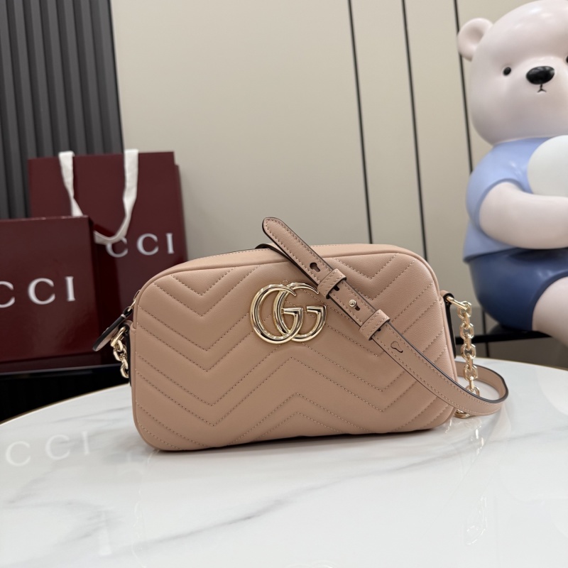 Сумка Gucci с крестообразным логотипом