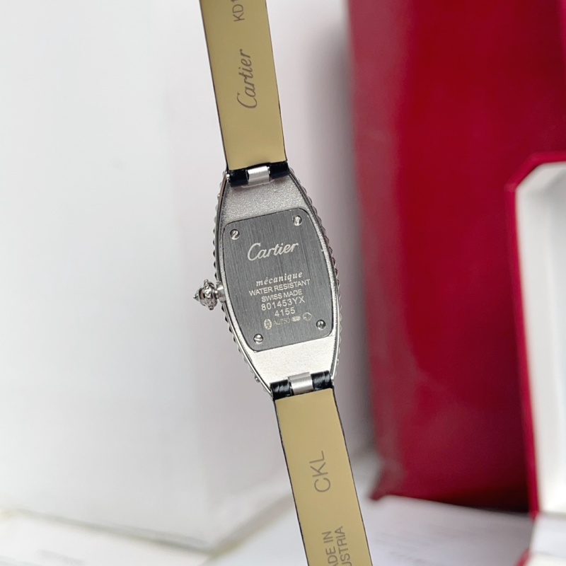 Часы Cartier