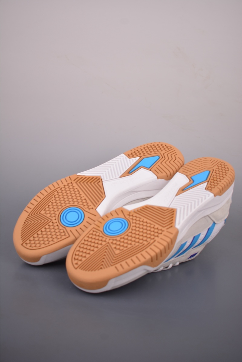 Кроссовки Adidas Tekkira Cup
