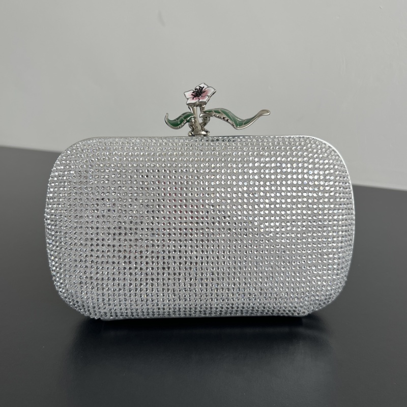 Элегантный вечерний клатч с кристаллами Bottega Veneta