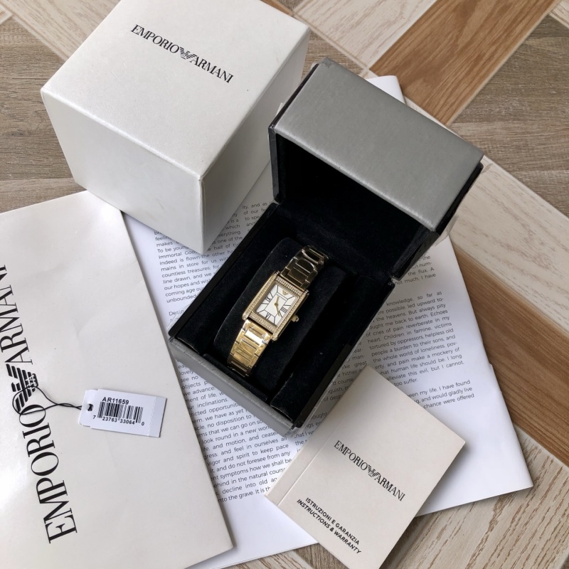 Часы Armani