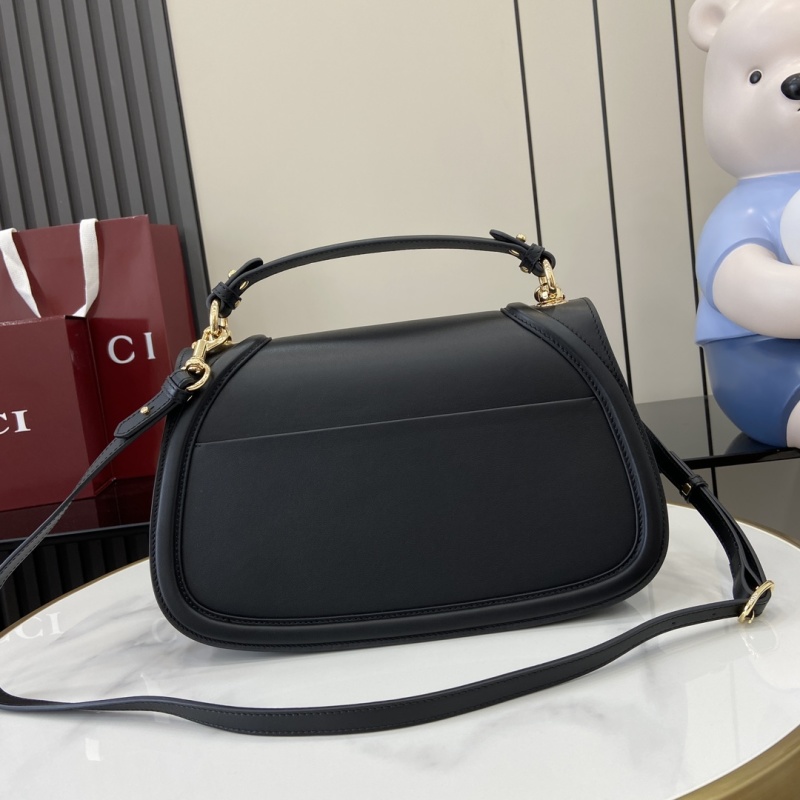 Черная сумка Gucci с логотипом