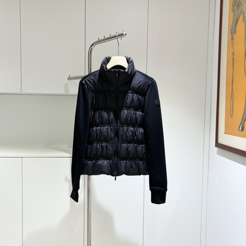 Пуховик Moncler