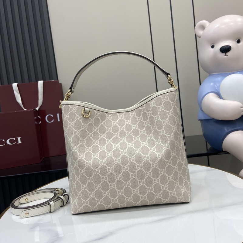 Сумка Gucci с монограммой и ремнем