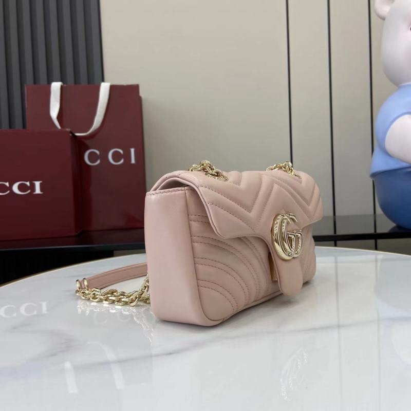 Сумка Gucci розовая с цепочкой