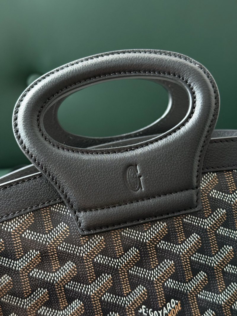 Сумка с узором и кожаными вставками Goyard