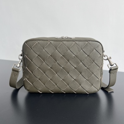 Сумка-фотоаппарат Bottega Veneta