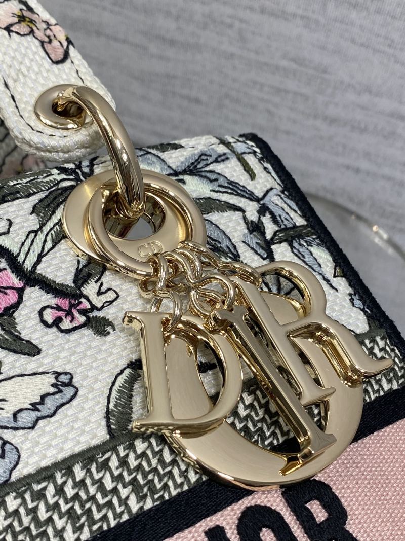 Сумка Dior Lady Dior с цветочным принтом