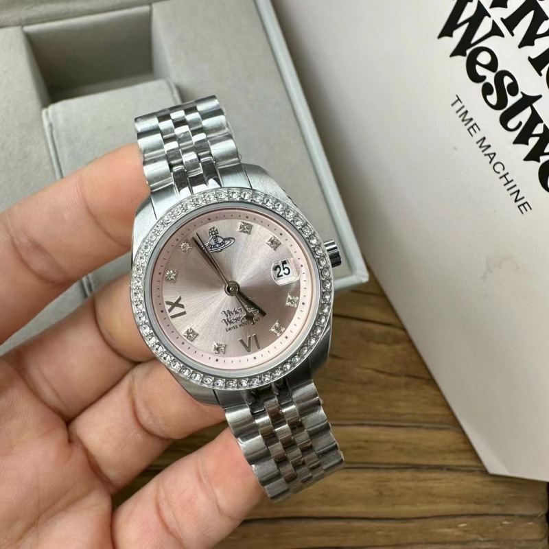Часы Vivienne Westwood