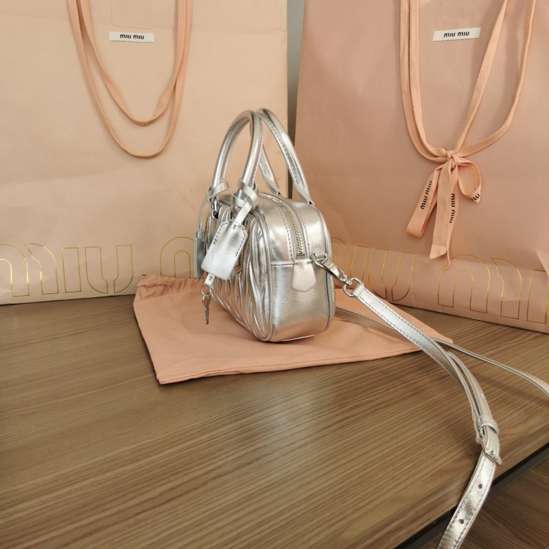 Сумка Miu Miu с мателассе
