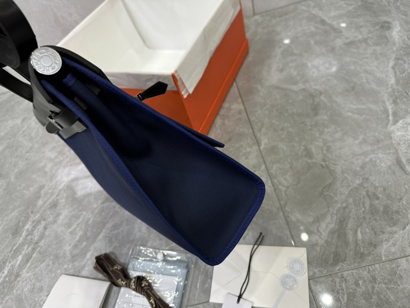 Сумка Hermes Herbag PM синего цвета Hermès