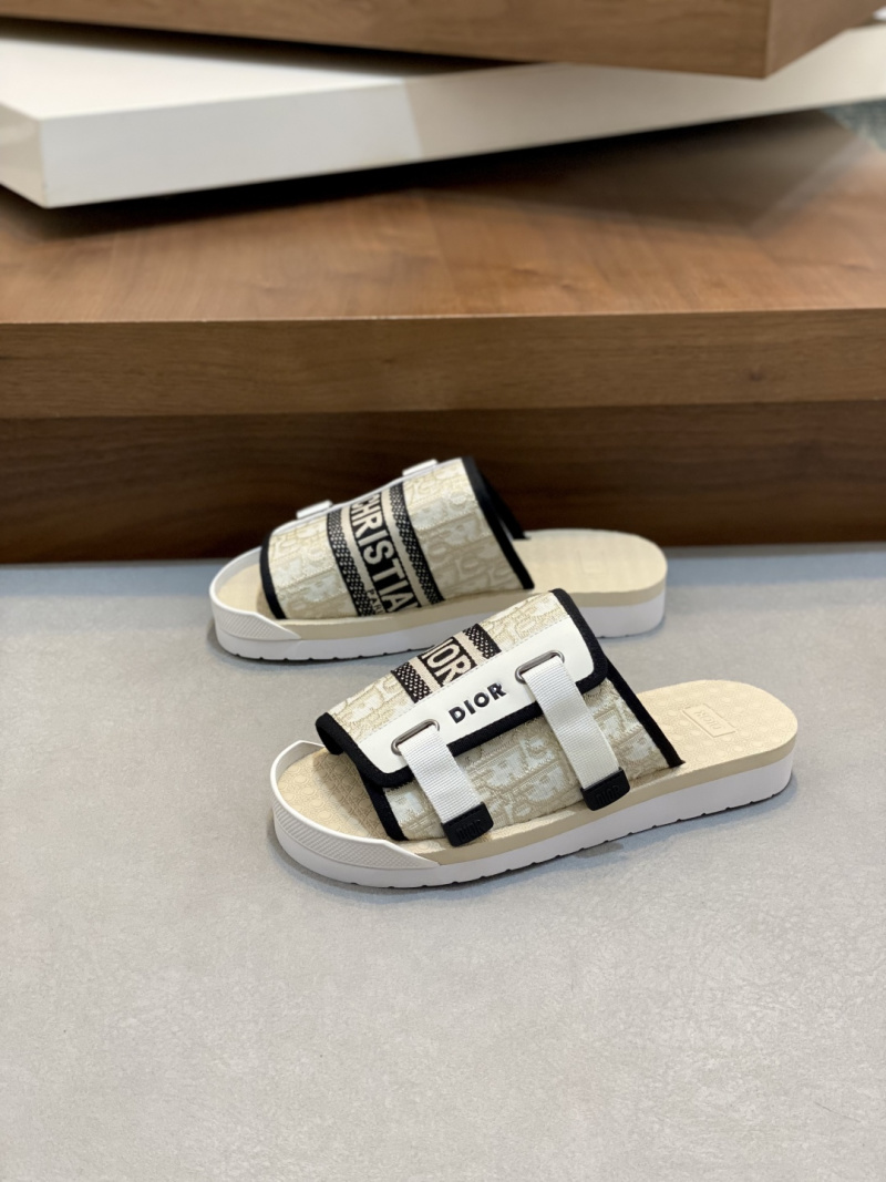 Мужские шлёпанцы Dior