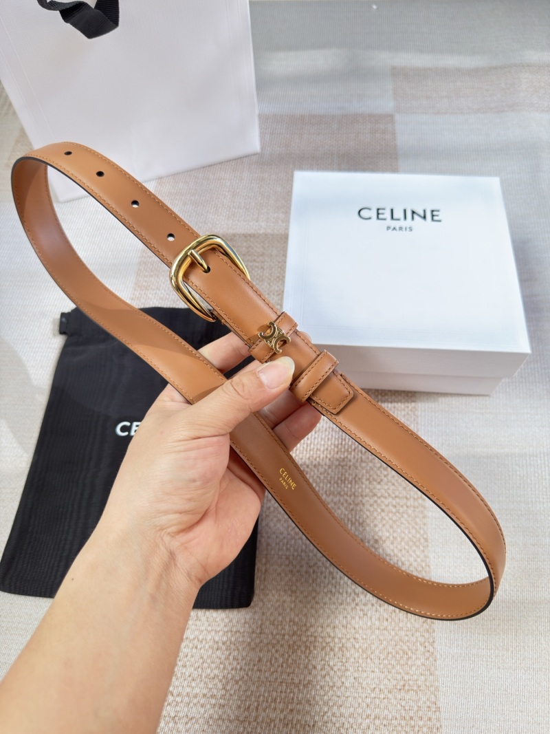 Коженый пояс Celine Taurillon с золотой пряжкой