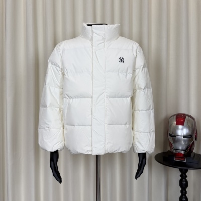 Пуховик MLB